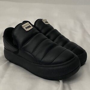 Puma Mayu Black Leather Puffy Slip On Sneakers Size 8 Women’s